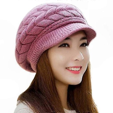 Stilfuld strikket hue i imiteret pels til kvinder med flad skygge for varme og mode om vinteren