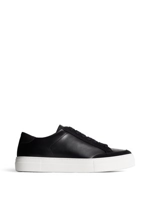 J.Lindeberg - Art Signature Leather Sneaker - Black - - 44