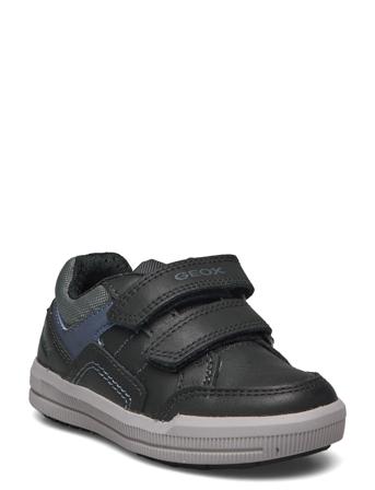 J Arzach Boy B Låga Sneakers Svart GEOX