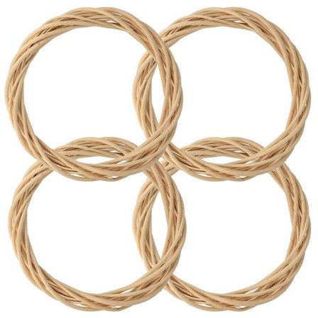 4 dekorativa flätade kransar 25 cm