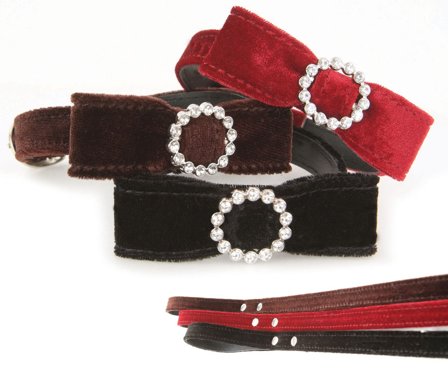 Puppy Angel - Tuxedo Halsbånd + Kobbel - Svart - Tekstilhalsbånd, Lærhalsbånd, personlige, scarfs & bandanas, Charms & Halsbåndsmykker på Doggie.no