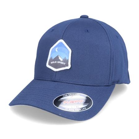 Wild Spirit - Blå flexfit Caps - Moon Mountain Patch Navy Flexfit @ Hatstore