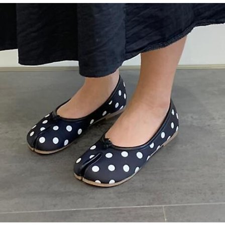 Tabi Ninja Skor Kvinna Mikrofiber Läder Bekväma plattor Delad tå Tofflor Mjuk botten Loafers Rejäla shorts dammockasiner 35-40