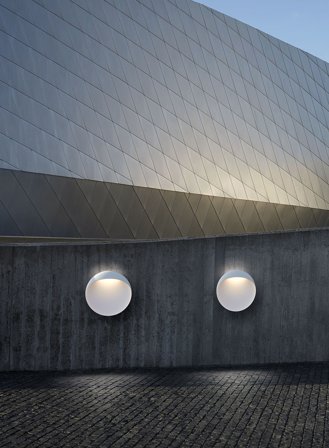 Flindt vegglampe ute Ø40 cm - hvit