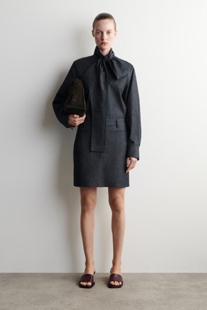 COS Frauen Jeansrock In Minilänge in Blau