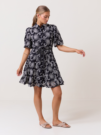 Dancia broderie anglaise kjole