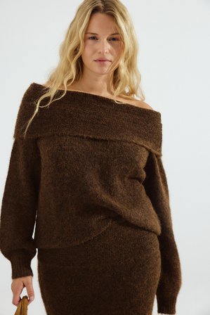 NA-KD Knitted Off Shoulder Sweater - Oversize trøjer - Brun - XS (EU 32)