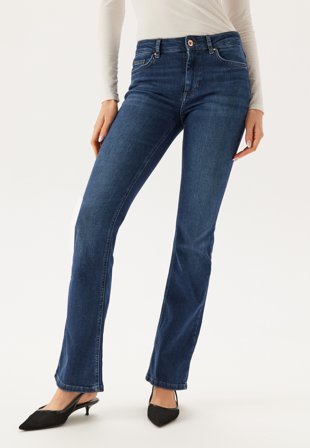 ONLY - Onlblush Mid Flared Denim - Kläder - - Bubbleroom