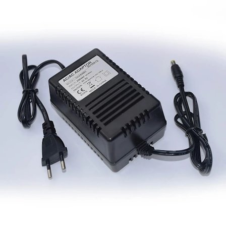 9V myVolts -vaihtovirtalähde, joka on yhteensopiva Line 6 M13 -efektipedaalin kanssa