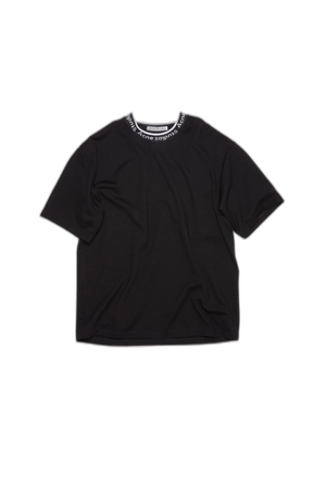 Svart acne t shirt