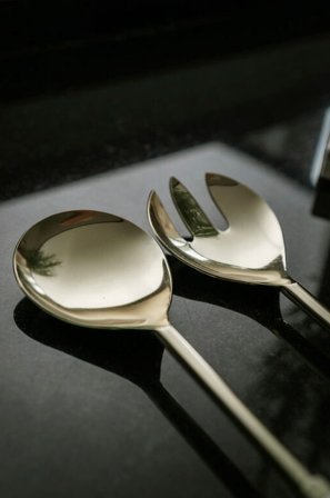 Zelected by Houze - Salatbestik Milani sæt med 2 - Sort - Bestik - Fra Homeroom