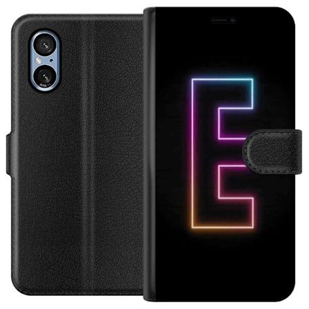 Kompatibel Tegnebogsetui til Sony Sony Xperia 5 V Minimalistisk neonbogstav E i lyse farver mod mørk baggrund i moderne og stilren design