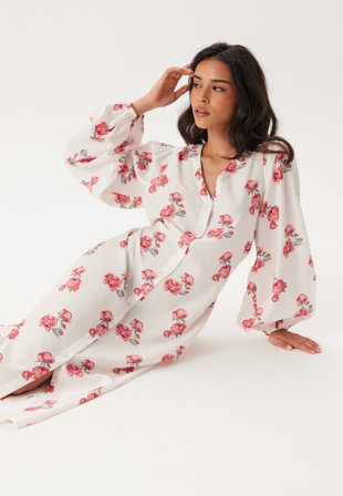 Happy Holly Balloon Sleeve Dress Cream/Patterned 48/50