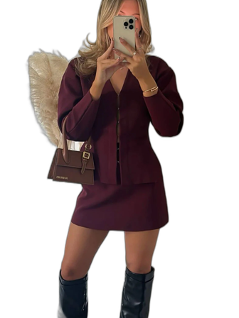 Vinrött set Tuva Stockholm