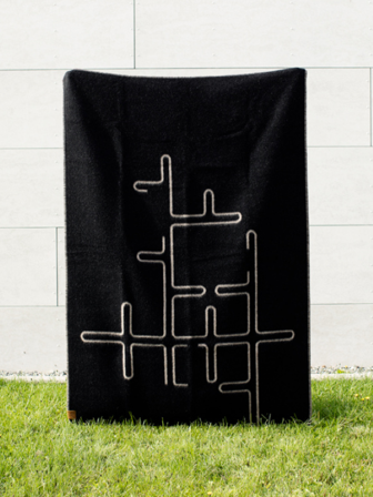 Sami Stories Ullpledd Datni Sort-Beige 135x200cm