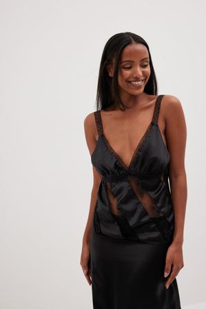 NA-KD Haut en tissu satiné avec dentelle sur le devant - Tops habillés - Noir - EU 32