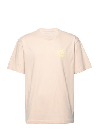 Gap × Bailey Elder 100% Organic Cotton Graphic T-Shirt T-shirts Short-sleeved Rosa GAP