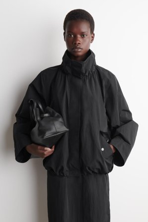 COS Women's Jacka Med Hög Krage I in Svart