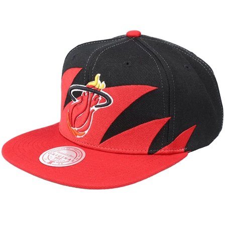 Mitchell & Ness - Miami Heat Sharktooth Black/Red Snapback Snapback Black Cap - NBA @ Hatstore