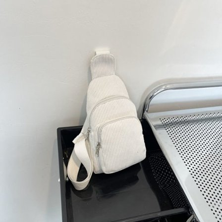Bröstväska Crossbody Sling Bags VIT