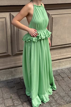 NA-KD Flounce Waist Halterneck Maxi Dress - Halterneck kjole - Grøn - EU 40