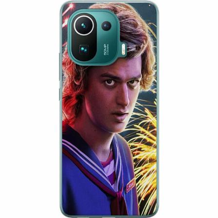 Xiaomi Mi 11 Pro Genomskinligt Skal Stranger Things - Steve Ha