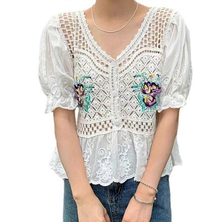 Dam Sommar Fransk Stil Puff Halv Ärm Skjorta Utskuren Virkad Broderi Blommig Blus V-ringad Knapp Fram Volangfåll Strand Peplum Topp