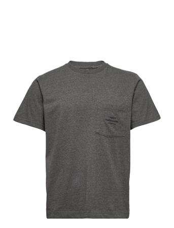 Dusty Embroidery Twin Pocket Tee T-shirt Grå Mads Nørgaard