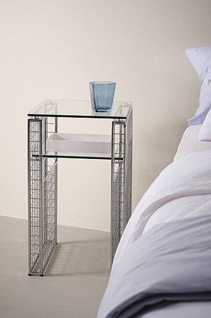 Jotex - Sängbord Glas - Järn Krom MEKKO - Köp Sängbord hos Jotex