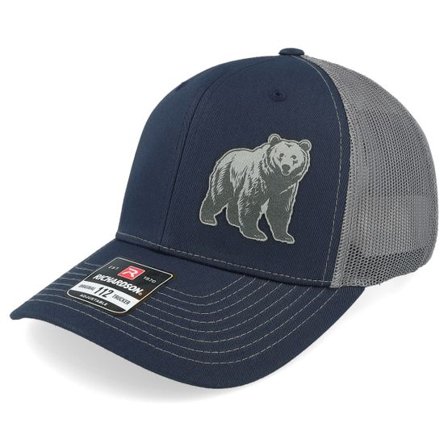 Wild Spirit - Blå trucker Keps - Bear Engraved 112 Split Navy/Charcoal Trucker @ Hatstore