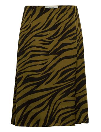 Nadjagz Skirt Bz Green Gestuz