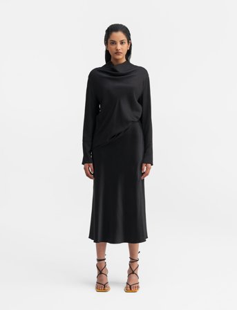 Ahlvar Gallery Ayumi Silk Blouse - Black - M