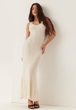 BUBBLEROOM - Knitted V-neck Dress - Cream