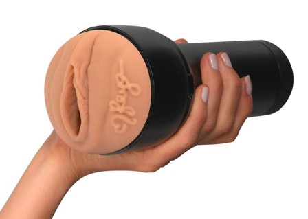 Kiiroo Feel Stroker - Reya Sunshine - Vuxen.se - Fleshlight, masturbator, lösvaginor, blowjob machine