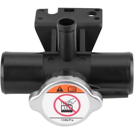 1350A015 Kylarens påfyllningshals med lock