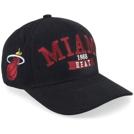 Mitchell & Ness - NBA Svart adjustable Keps - Miami Heat Shady Suede Pro Black A-frame Adjustable @ Hatstore