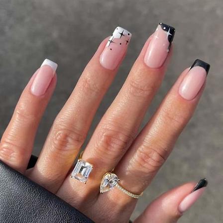 Franske Spidser Sorte Tryk-På Negle Medium Hvid Kunstige Negle Kvadrat Glansende Falske Negletips Kunstige Finger Manicure til Kvinder og Piger 24stk