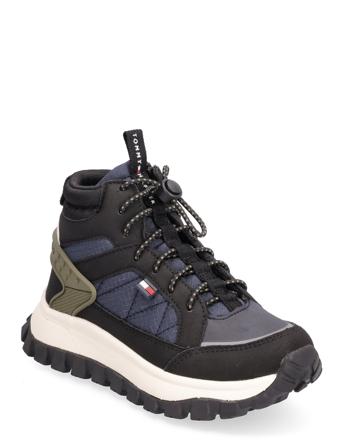T3B9-33148-1492X656 Black Tommy Hilfiger