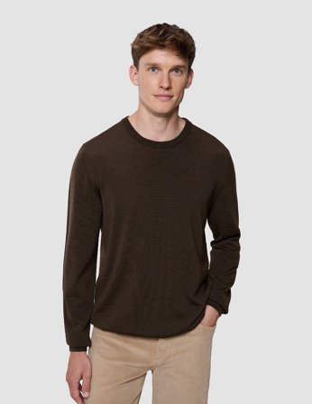 Shaping New Tomorrow - Seamless Premium Merino Knit Crewneck - Saddle Brown - Herr - Storlek M