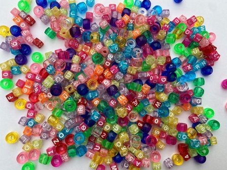 Kongopärlor mix ABC/123 530/fp - Lyreco - Skola och förskola - Hobbymaterial - Pärlor