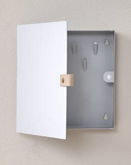 Nyckelskåp Lukas Vit - Form Living