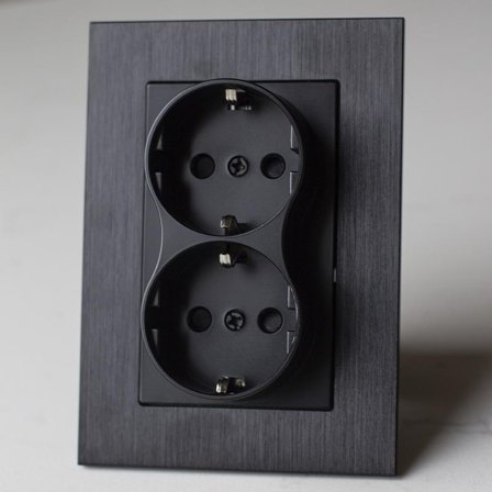 Lysehjem Stikkontakt dobbel innfelt m/jord