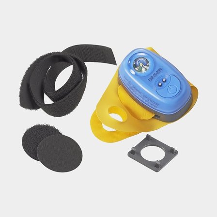 Kompakt blinkande nödljus med kraftigt LED-sken, vattenaktiverad för flytväst och rescuesling, blå och gul i plast