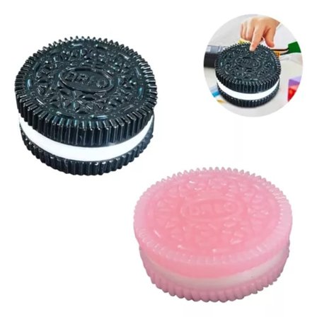 Stor Stressleke I Form Av Stor Oreo-Kjeks