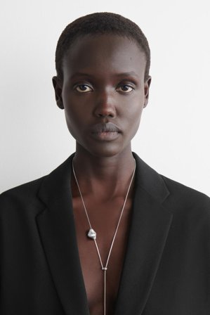 COS Women's Molten Pendant Necklace in Silver-coloured