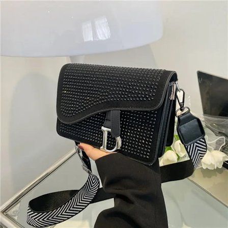 Damväska Trend Högkvalitativ Tjock Kedja Ljusa Diamanter Lyxiga Designer Crossbody Väskor Mode Sadelväska
