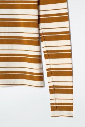 COS Bluzka Z Długim Rękawem Slim Fit in Brązowy