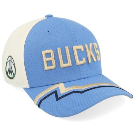 New Era - NBA Blå adjustable Keps - Milwaukee Bucks NBA24 City Edition 9SEVENTY Light Blue/White Adjustable @ Hatstore