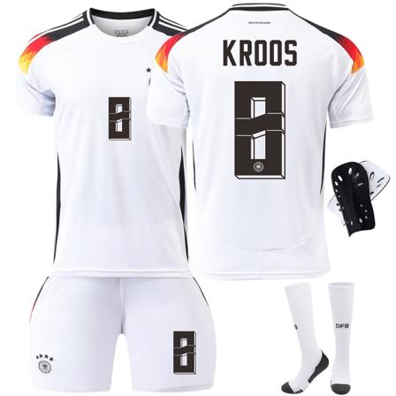 Tyskland Hjem Euro 2024 Drakt Fotballdrakt Barn Menn Kit Nr.8 KROOS With socks+protective gear XS