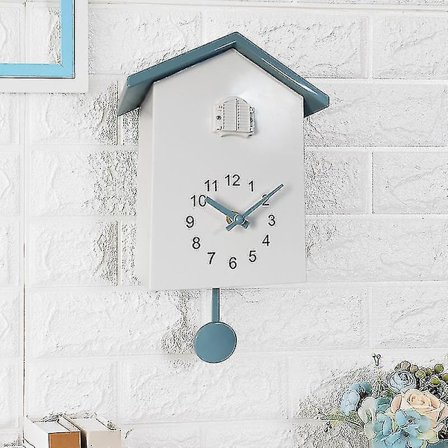 Veggur i nordisk stil med gjøk som kommer ut av vinduet for å rapportere tiden, liten fugl med tidsalarm, vegghengt klokke, hjemmedekorasjon